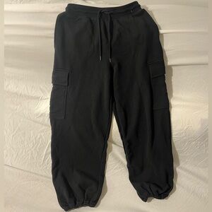 UNIQLO - Black Cargo Pants
